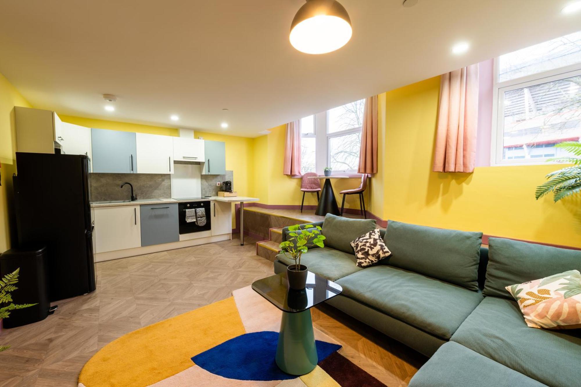 קארדיף Aaron Wise - 51 Fitzhamon Apartments מראה חיצוני תמונה